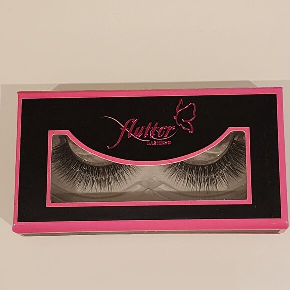 BRAND New!! Flutter EMILY “Evening” MINK Eyelashes (Total 1 pair) - Picture 5 of 5